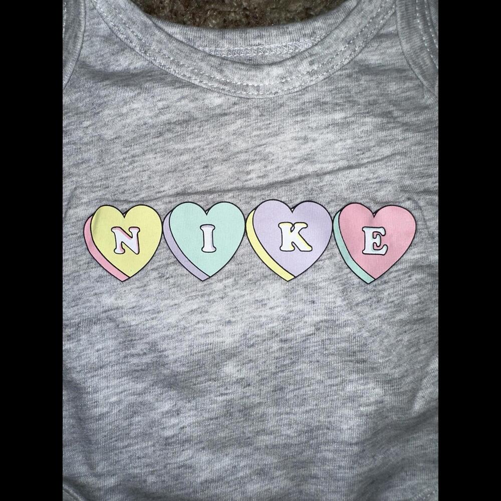 Nike Infant (Girl’s) 3 Piece Romper Bodysuits Set - Picture 8 of 12